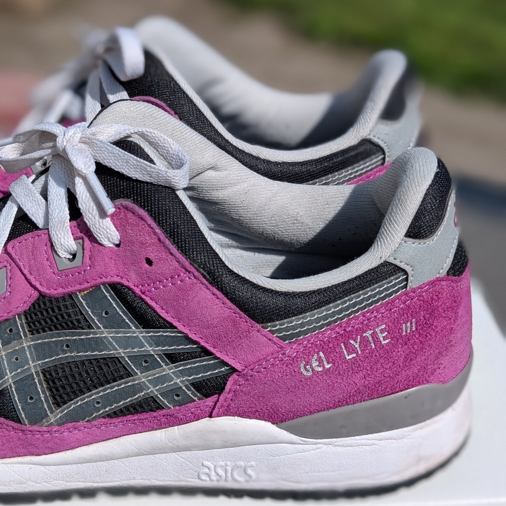 Size 10 - ASICS Awake NY x Gel Lyte 3 Black Pink Hardly Worn No Flaws - Picture 5 of 15